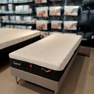 Iso Omenan MALLISÄNKY Tempur Supreme Adjustable -moottorivuode 90x200