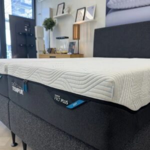 JÄRVENPÄÄ MYYMÄLÄMALLI TEMPUR PRO® Plus SmartCool Soft -patja 80x200cm